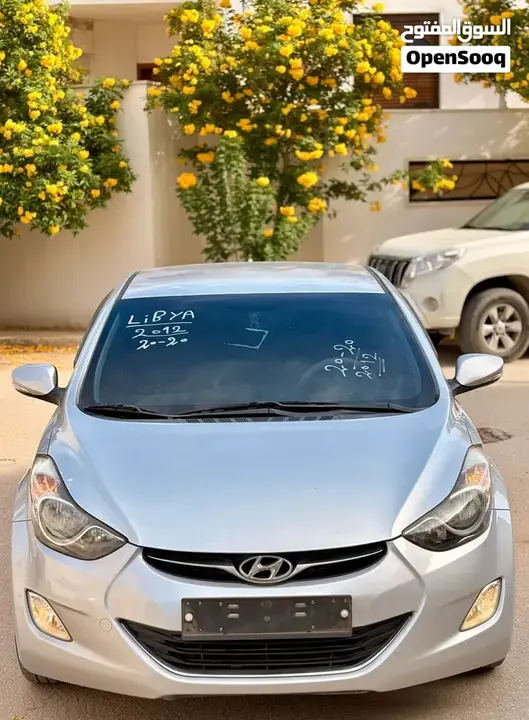 Hyundai Elantra 2012 photo 3