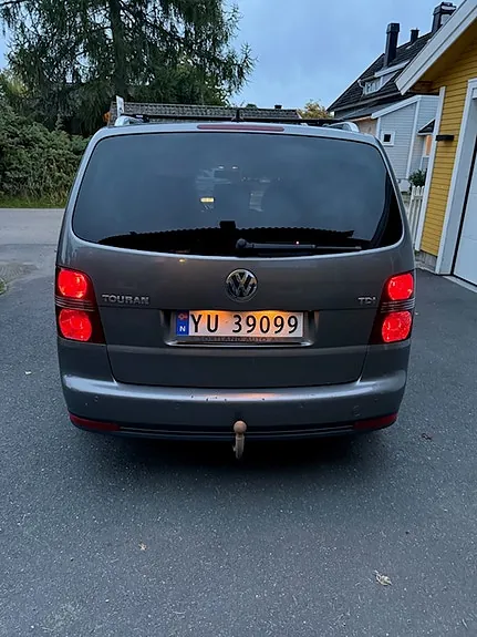 Volkswagen Touran 2007 photo 3