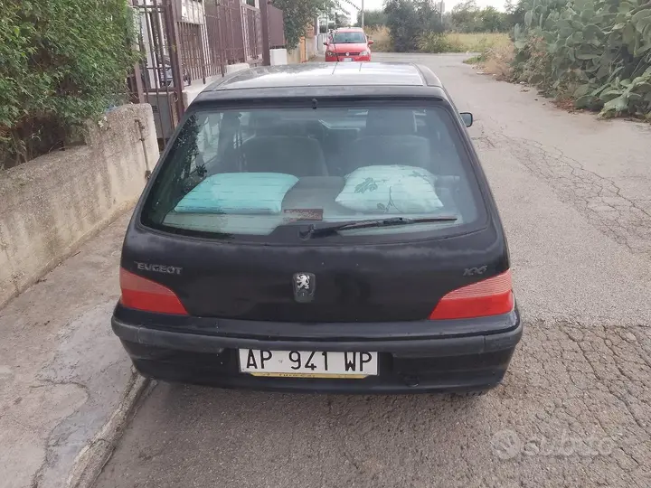 Peugeot 106 1997 photo 2