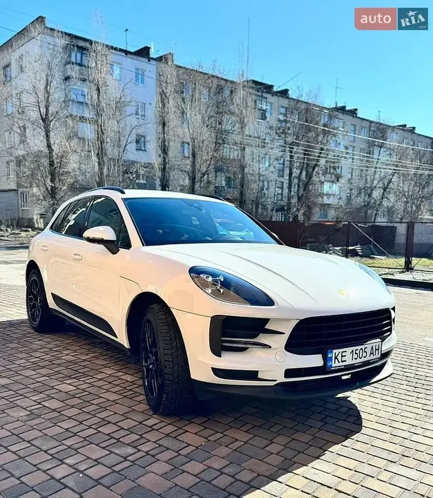 Porsche Macan 2021 photo 3