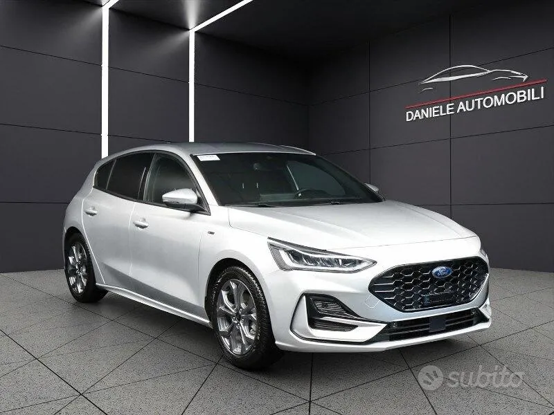 Ford Focus 2025 photo 3