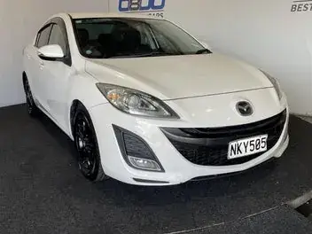 Mazda Axela 2011 photo 2