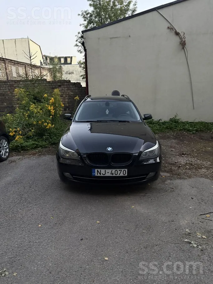 BMW 525 2008 photo 2