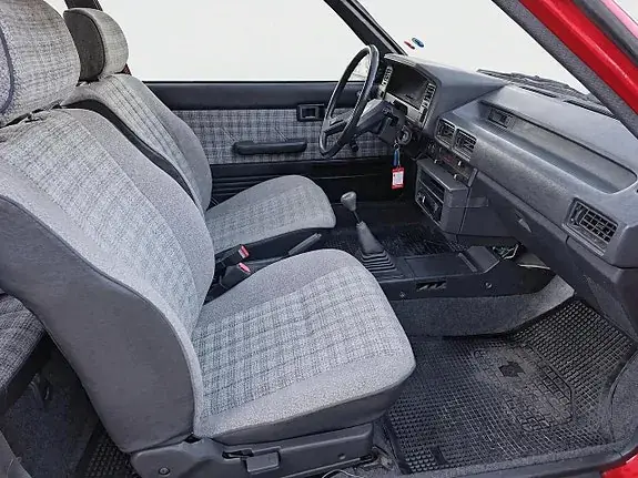 Toyota Corolla 1987 photo 5
