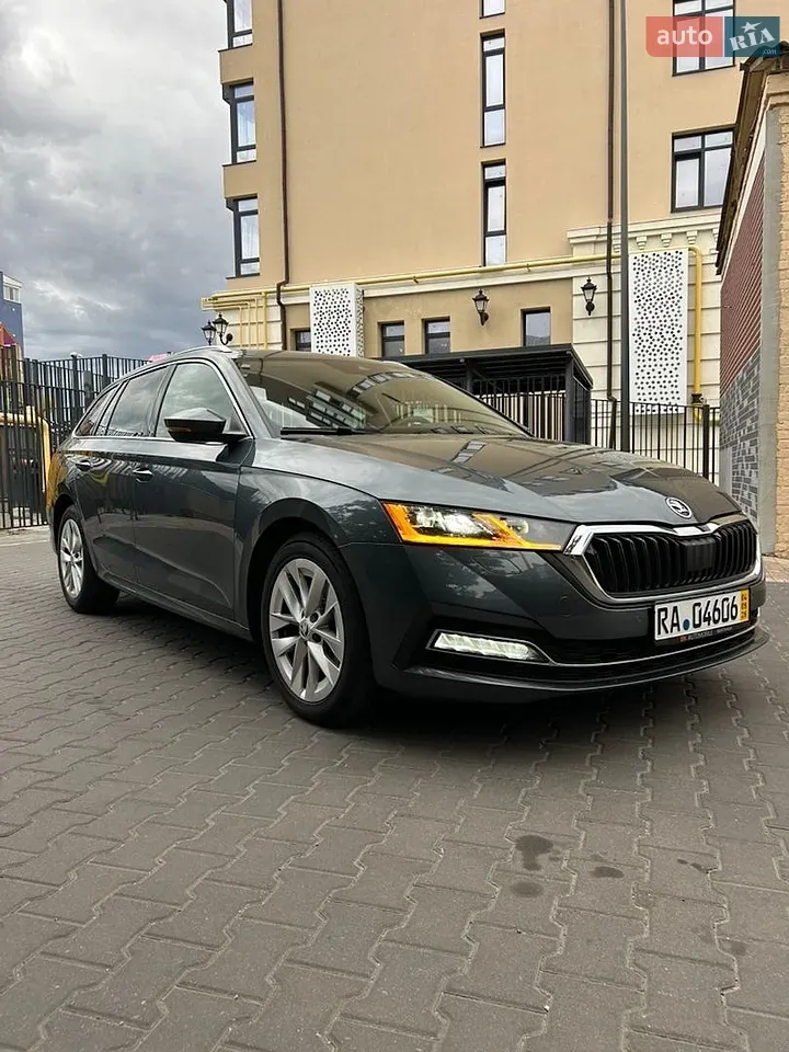 Skoda Octavia 2020 photo 2