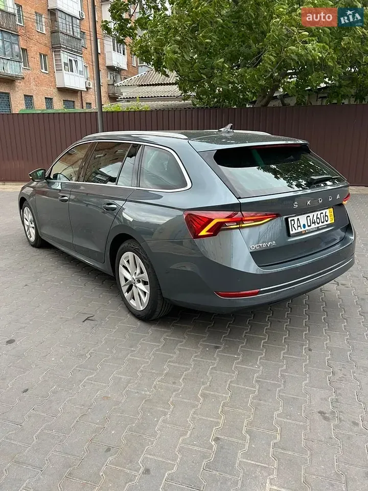 Skoda Octavia 2020 photo 4