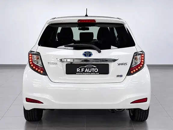 Toyota Yaris 2014 photo 4