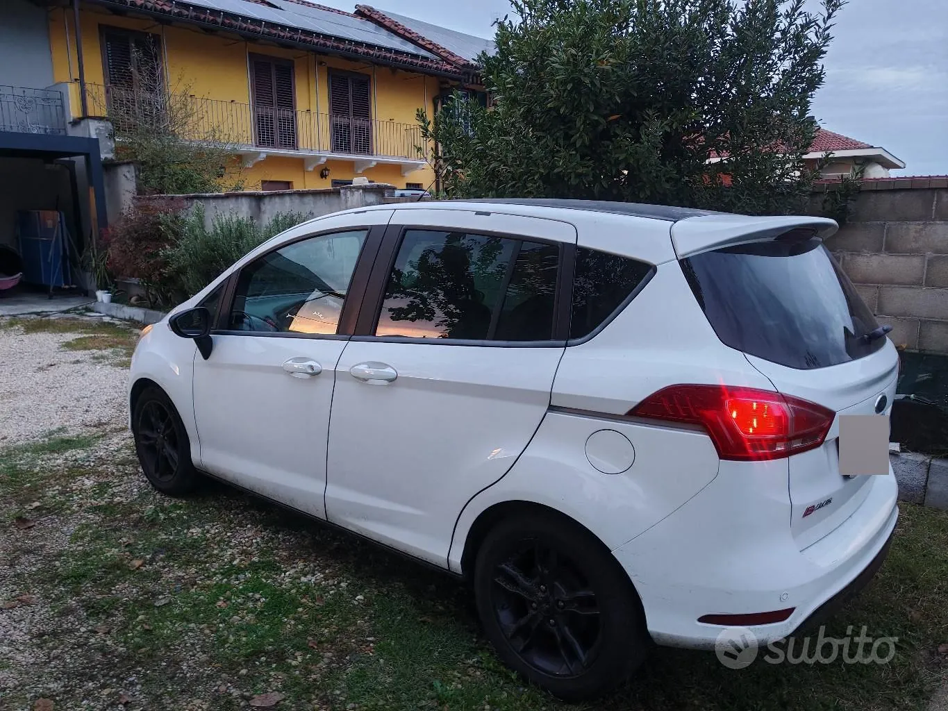 Ford B-Max 2016 photo 2