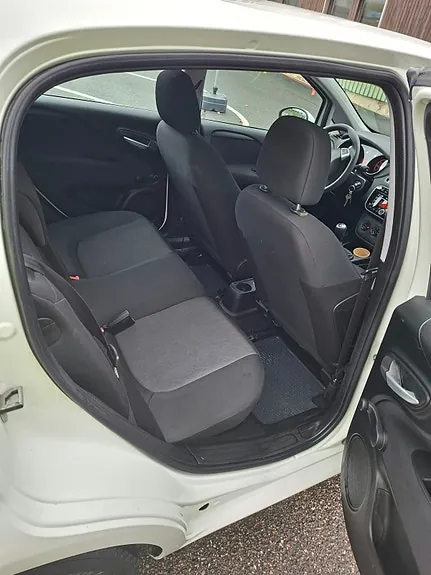 Fiat Punto 2013 photo 4