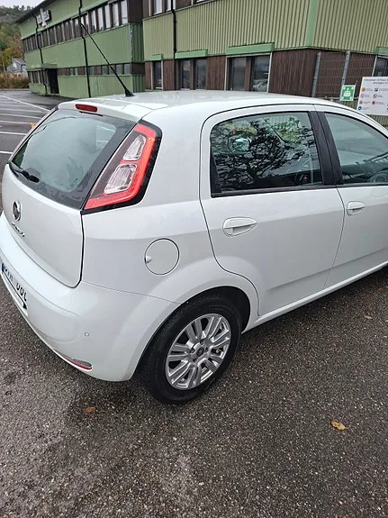 Fiat Punto 2013 photo 5