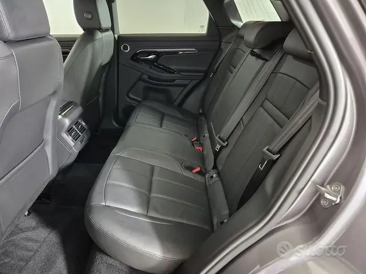 Land Rover Evoque 2023 photo 5