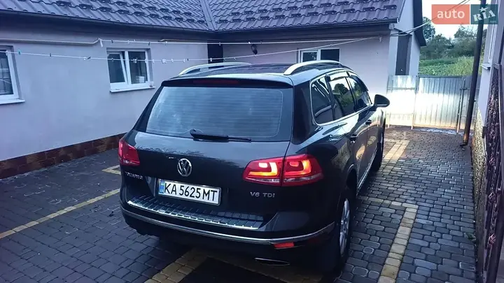 Volkswagen Touareg 2017 photo 3