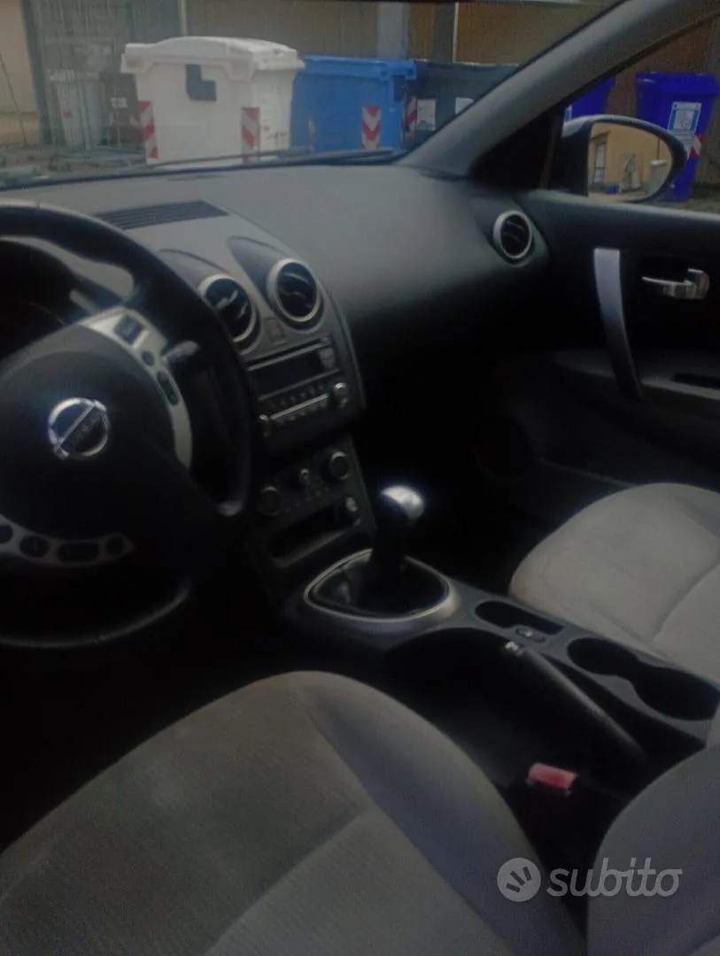 Nissan Qashqai 2012 photo 5
