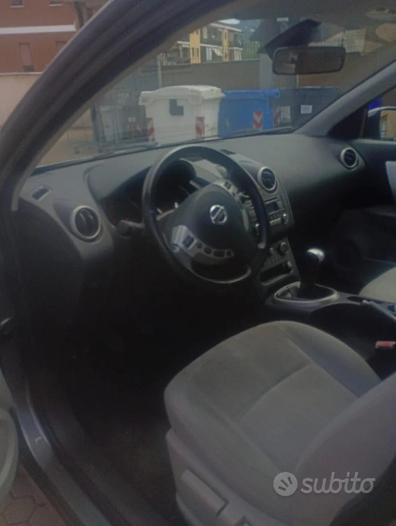 Nissan Qashqai 2012 photo 4