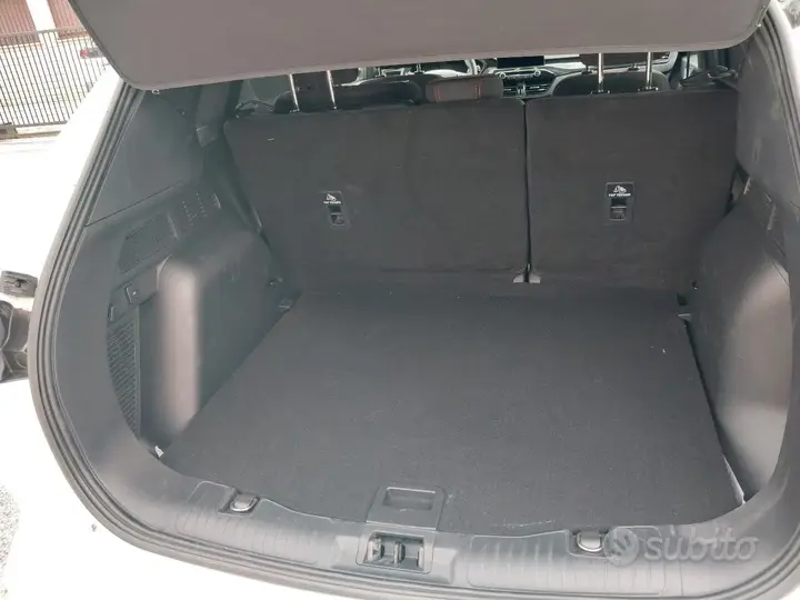 Ford Kuga 2024 photo 3