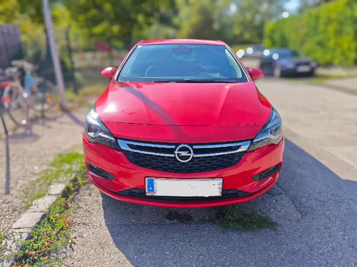 Opel Astra 2016 photo 2
