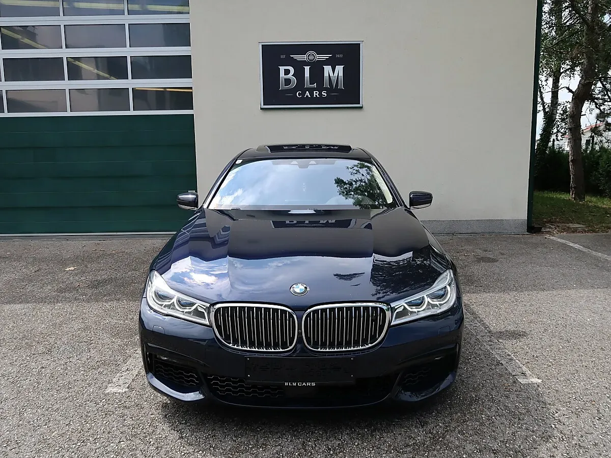 BMW 7 Series 2017 photo 4