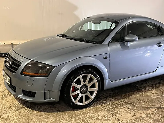 Audi Tt 2004 photo 2