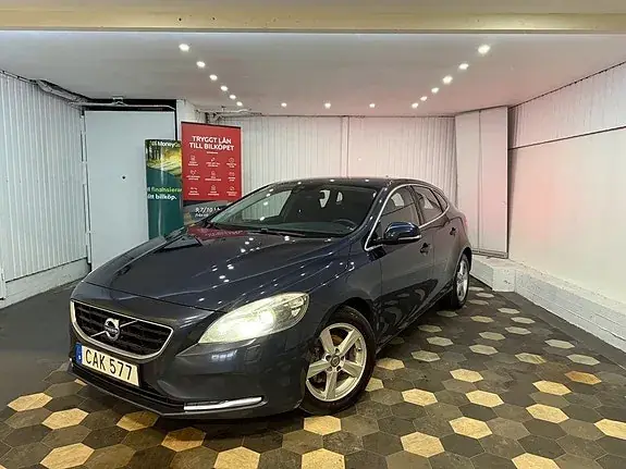 Volvo V40