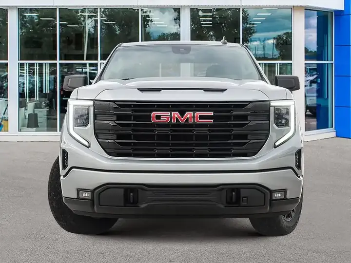 GMC Sierra 1500 2026 photo 2