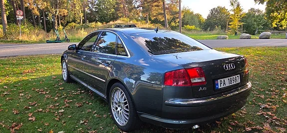 Audi A8 2005 photo 3