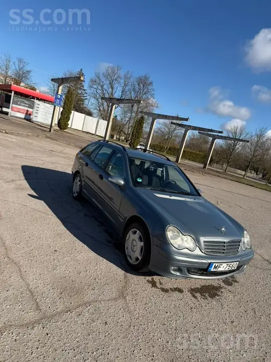 Mercedes-Benz C200 2007 photo 2
