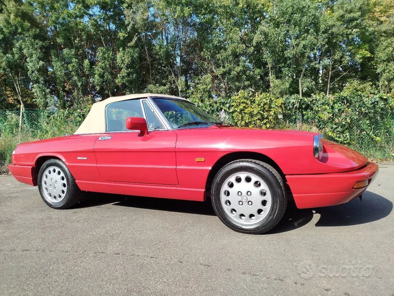 Alfa Romeo Spider 1990 photo 4
