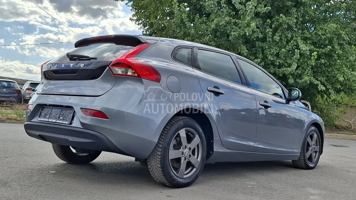 Volvo V40 2018 photo 5