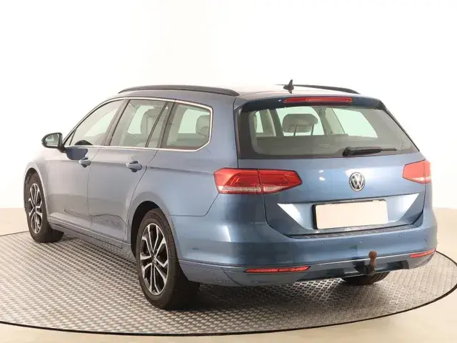 Volkswagen Passat Variant 2016 photo 3