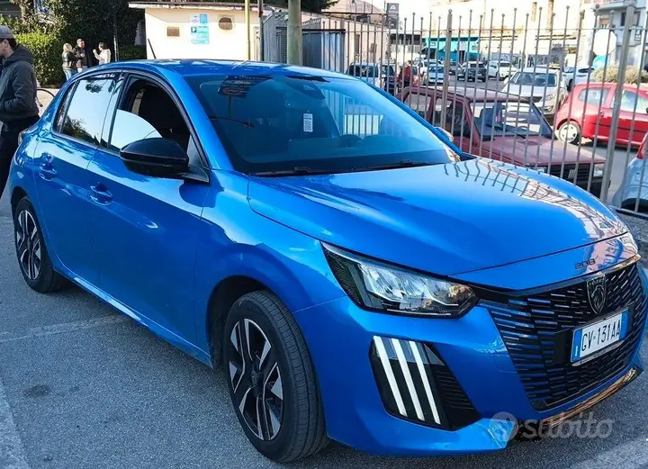 Peugeot 208 2024 photo 2