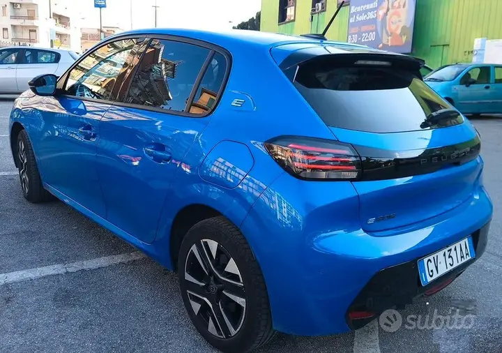 Peugeot 208 2024 photo 4