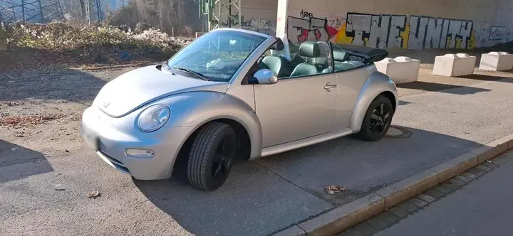 Volkswagen New Beetle