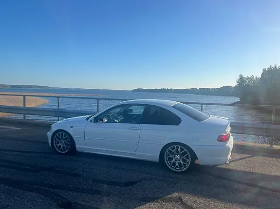 BMW 330Cd 2003 photo 2