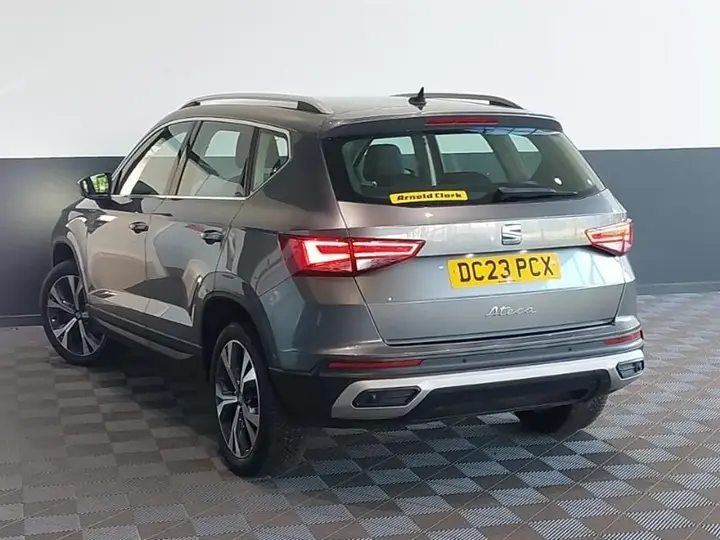 Seat Ateca 2023 photo 2