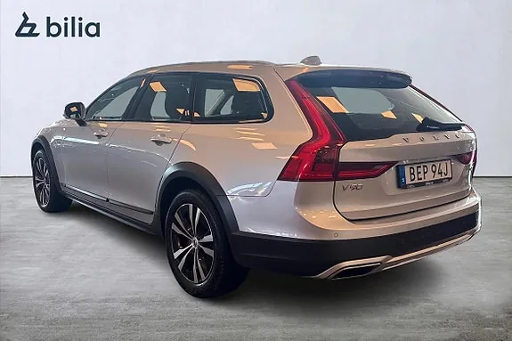Volvo V90 Cross Country 2020 photo 2
