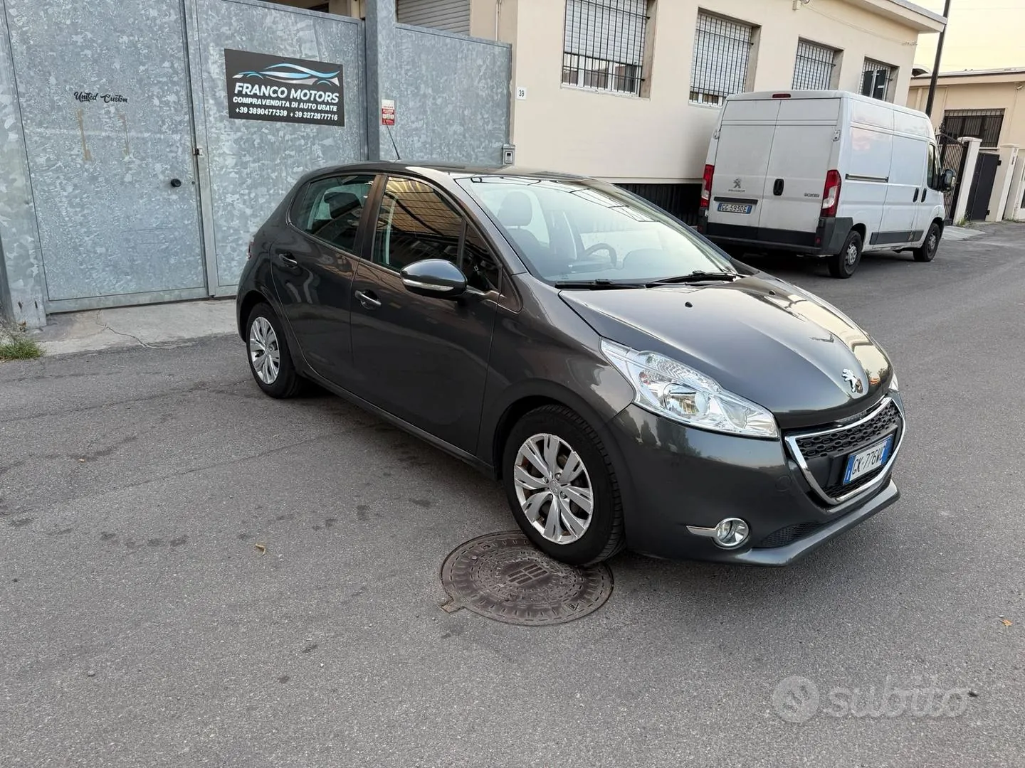 Peugeot 208