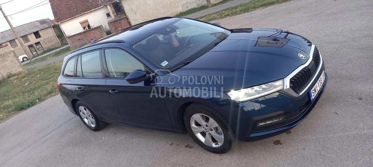 Skoda Octavia 2022 photo 2