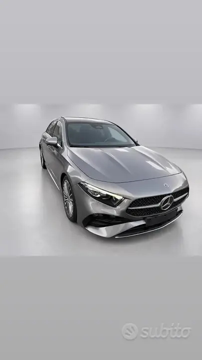 Mercedes-Benz A 180 2023 photo 5