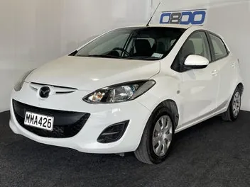 Mazda Demio 2014 photo 4