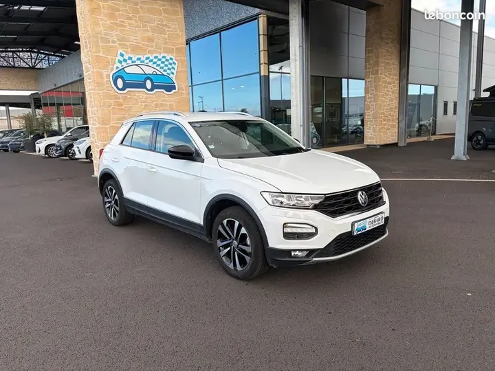 Volkswagen T-Roc 2020 photo 3
