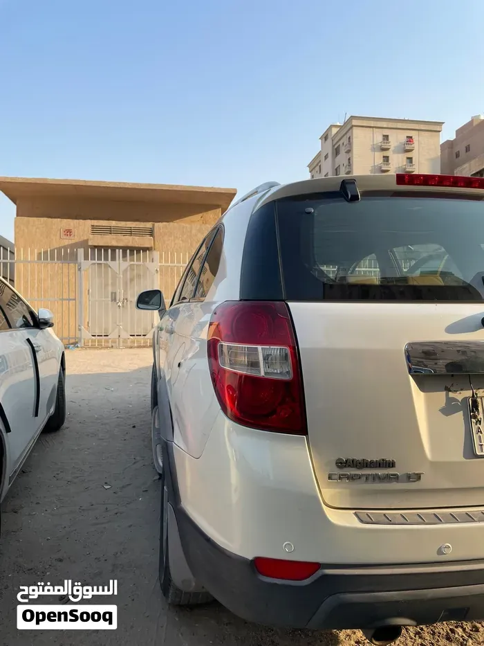 Chevrolet Captiva 2010 photo 3