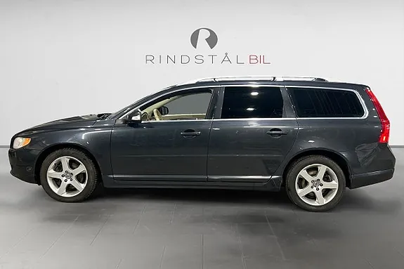 Volvo V70 2010 photo 4