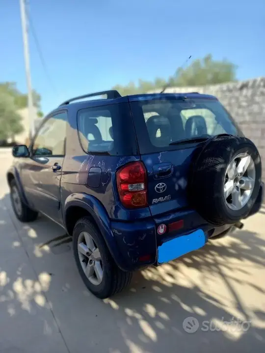 Toyota Rav4 2004 photo 2