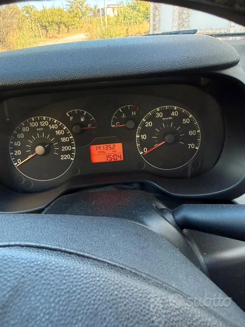 Fiat Grande Punto 2007 photo 3