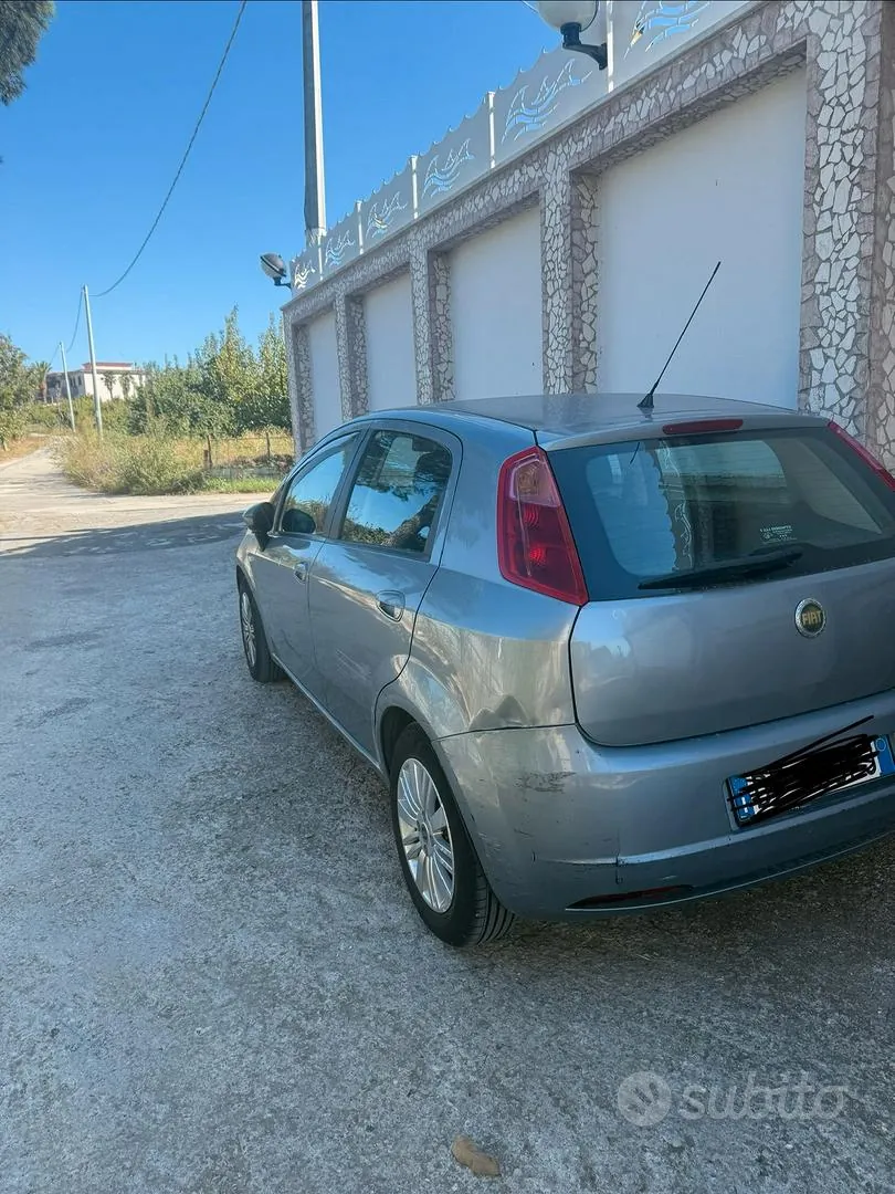 Fiat Grande Punto 2007 photo 5