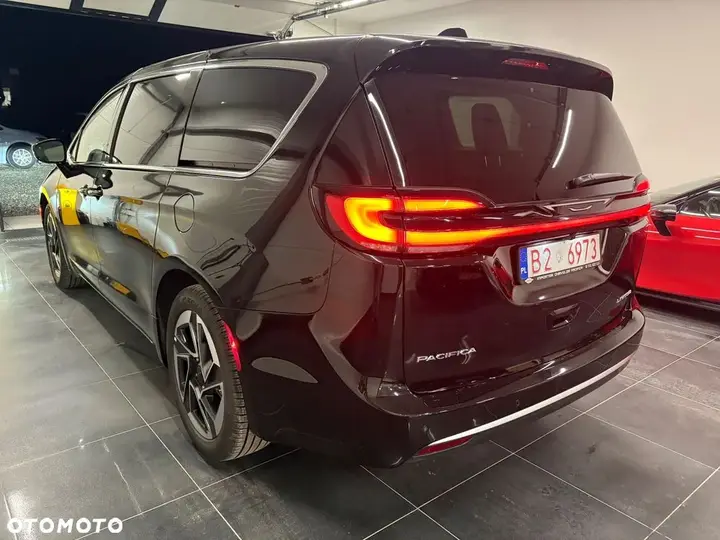 Chrysler Pacifica 2027 photo 5