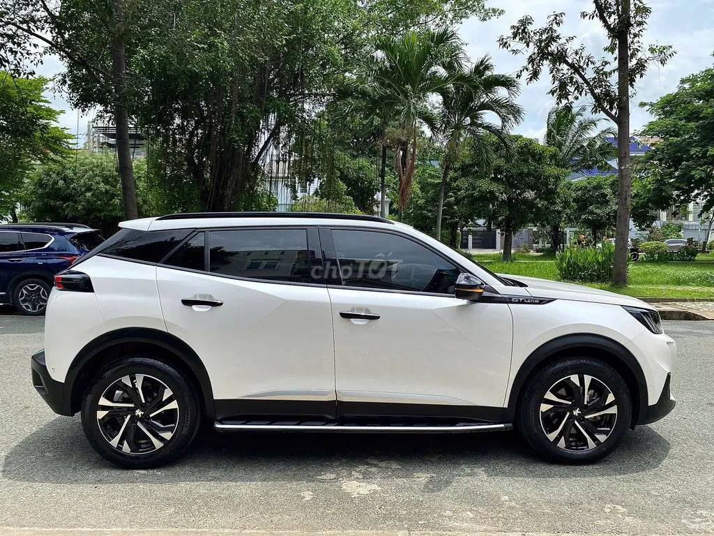 Peugeot 2008 2021 photo 3