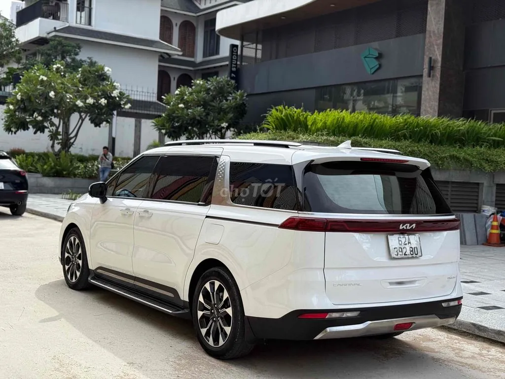Kia Carnival 2023 photo 5
