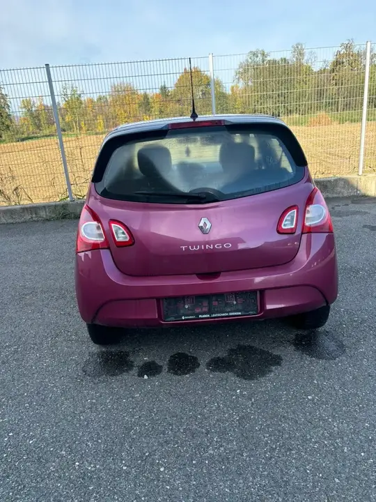 Renault Twingo 2014 photo 2