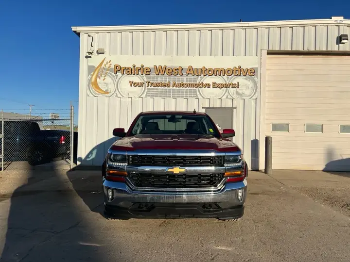 Chevrolet Silverado 1500 2018 photo 2
